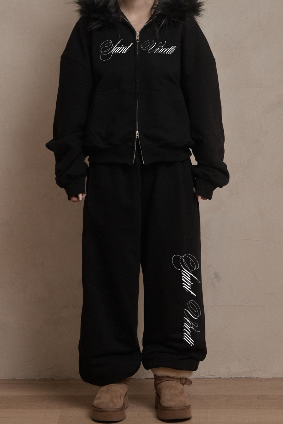 LOS VERC CURSIVE JOGGERS BLACK